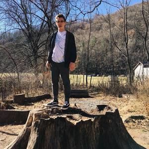 Meet your Posher, Aiden